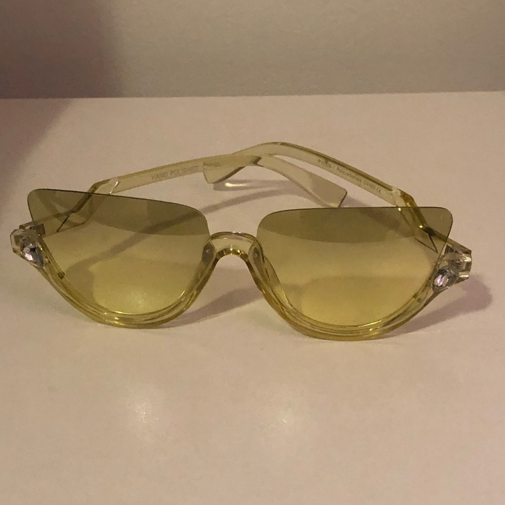 Yellow Tinted Rhinestone Accent Shades